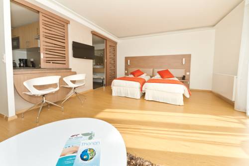 Imagen de la habitación del Hotel Villa Thermae Thonon-les-bains. Foto 10