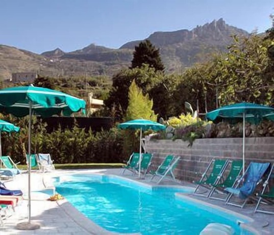 Imagen general del Hotel Villa Tina, Forio. Foto 8
