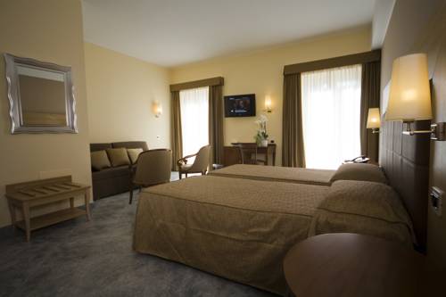 Imagen de la habitación del Hotel Villa Tirreno. Foto 7