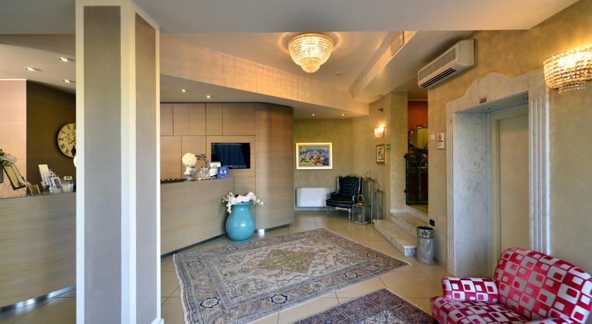 Imagen general del Hotel Villa Tiziana, Marina di Massa. Foto 6