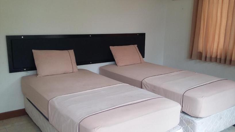 Imagen de la habitación del Hotel Villa Tjokro. Foto 6