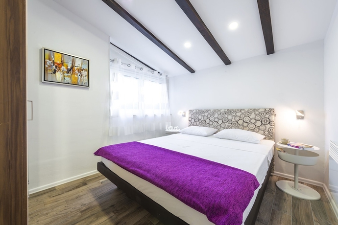 Imagen de la habitación del Hotel Villa Tolja. Foto 4