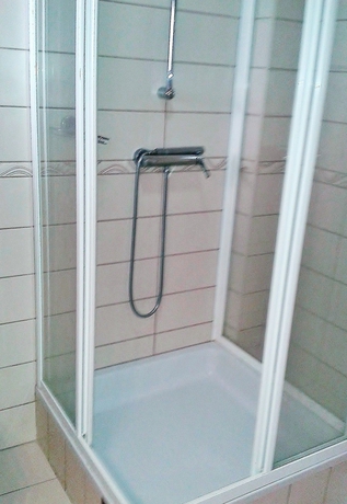 Imagen de la habitación del Hotel Villa Toni. Foto 5