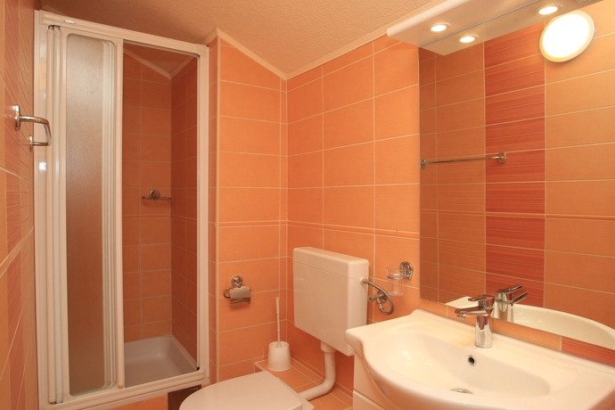 Imagen de la habitación del Hotel Villa Toni. Foto 8