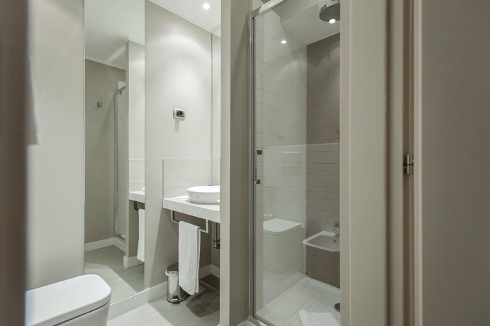 Imagen de la habitación del Hotel Villa Torlonia. Foto 3