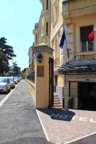 Imagen de los exteriores del Hotel Villa Torlonia. Foto 14