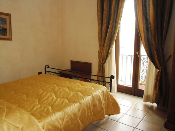 Imagen de la habitación del Hotel Villa Torre Antica. Foto 16