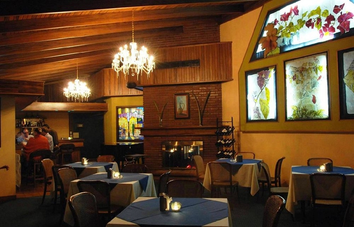 Imagen del bar/restaurante del Hotel Villa Tournon. Foto 3