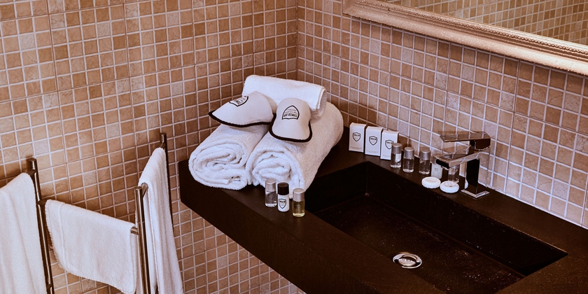 Imagen de la habitación del Hotel Villa Tower Inn. Foto 10