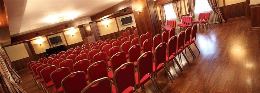 Imagen de los interiores del Hotel Villa Traiano. Foto 19