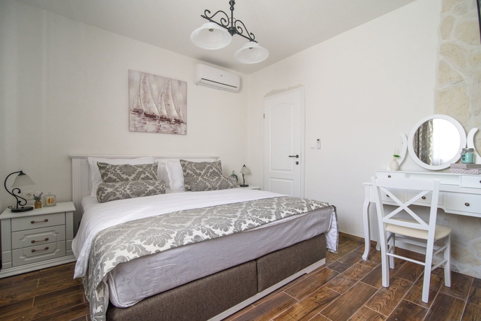 Imagen de la habitación del Hotel Villa Trau Doro. Foto 3