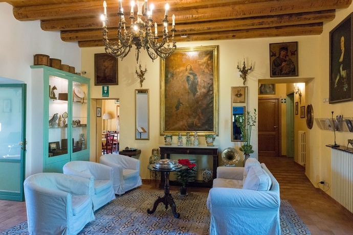 Imagen de los interiores del Hotel Villa Trigona. Foto 18