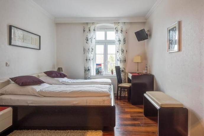 Imagen de la habitación del Hotel Villa Tripaldi. Foto 4