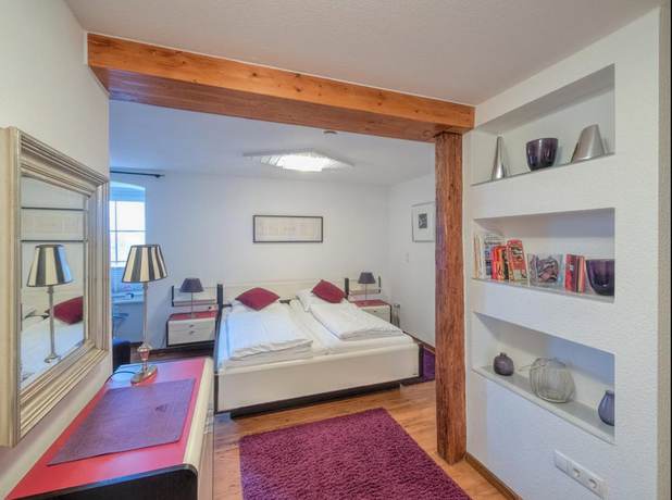 Imagen de la habitación del Hotel Villa Tripaldi. Foto 10