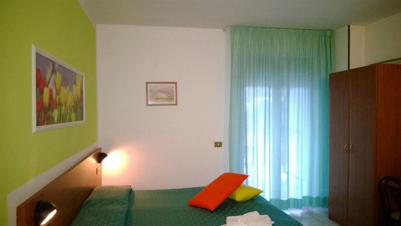 Imagen de la habitación del Hotel Villa Truentum. Foto 10