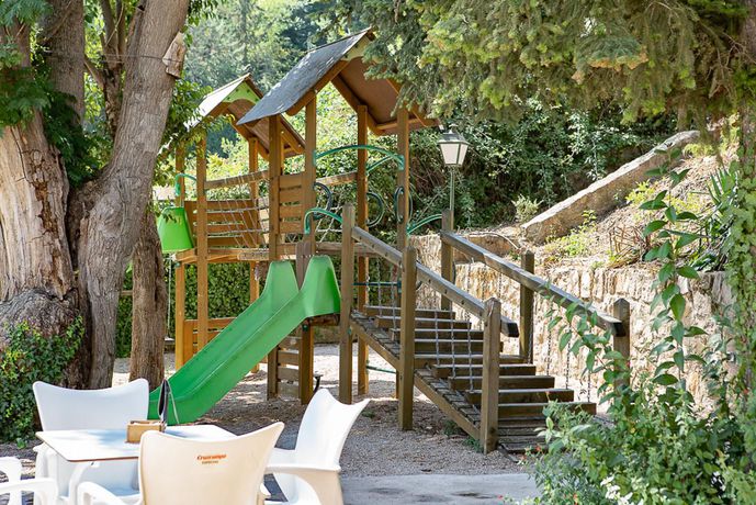 Imagen de los exteriores del Hotel Villa Turística de Cazorla. Foto 14