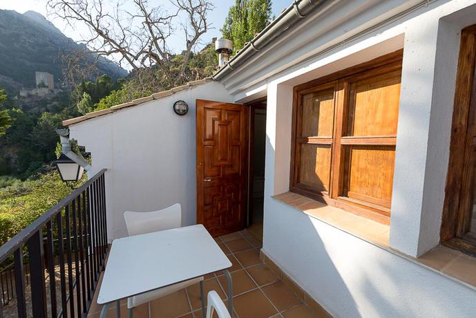 Imagen de la habitación del Hotel Villa Turística de Cazorla. Foto 11