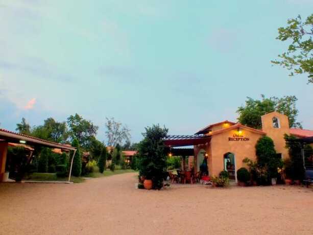 Imagen general del Hotel Villa Tuscany Country Resort. Foto 3