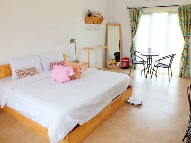 Imagen de la habitación del Hotel Villa Tuscany Country Resort. Foto 15