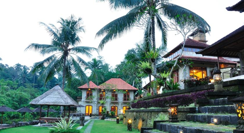 Imagen de los exteriores del Hotel Villa Ubud. Foto 3