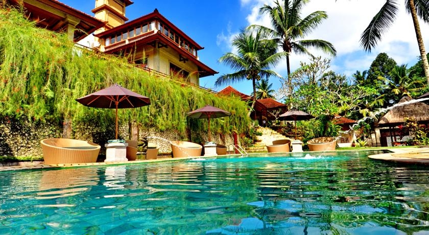 Imagen de la piscina del Hotel Villa Ubud. Foto 5