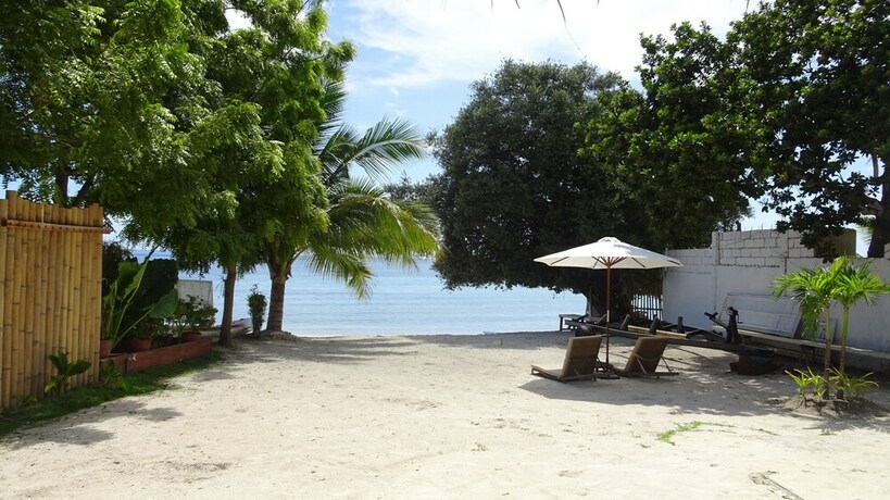 Imagen de la habitación del Hotel Villa Umi Panglao Resort. Foto 13