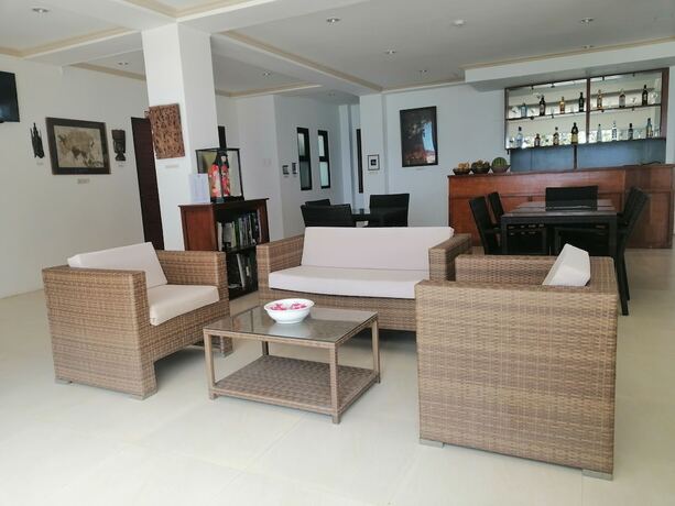 Imagen de los interiores del Hotel Villa Umi Panglao Resort. Foto 40