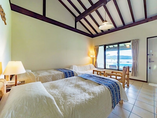 Imagen de la habitación del Hotel Villa Unarizaki. Foto 3