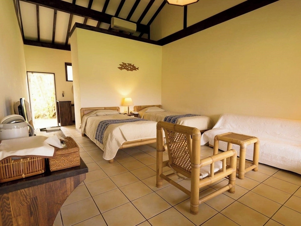 Imagen de la habitación del Hotel Villa Unarizaki. Foto 10