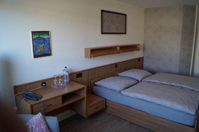 Imagen de la habitación del Hotel Villa Undine. Foto 15