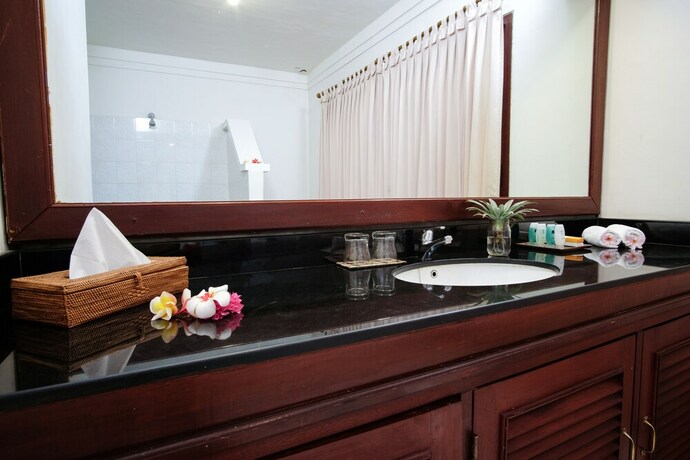 Imagen de la habitación del Hotel Villa Unggul. Foto 27