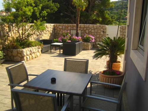 Imagen general del Hotel Villa Vanda. Foto 13