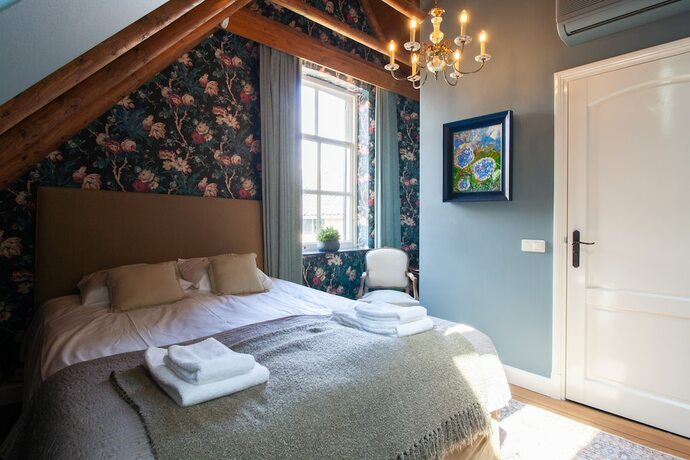 Imagen de la habitación del Hotel Villa Veertien. Foto 19