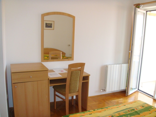 Imagen de los interiores del Hotel Villa Velina. Foto 11