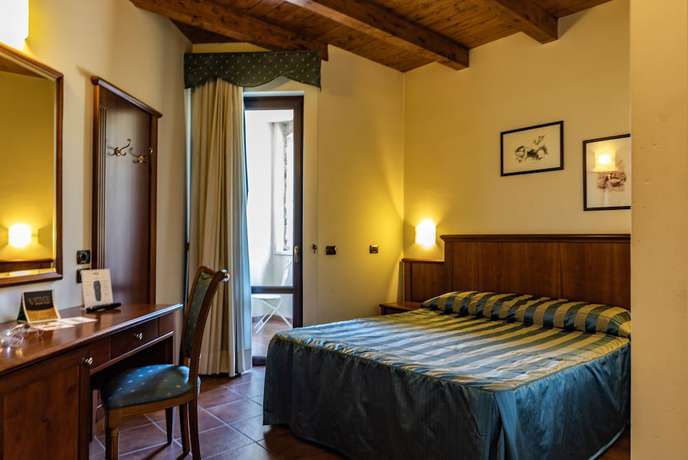 Imagen de la habitación del Hotel Villa Venus. Foto 10