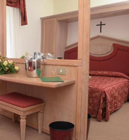 Imagen de la habitación del Hotel Villa Verde, Rivotorto. Foto 8