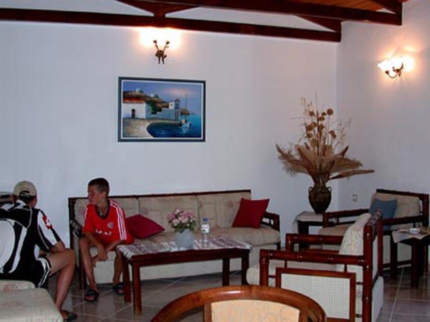 Imagen general del Hotel Villa Vicky. Foto 15
