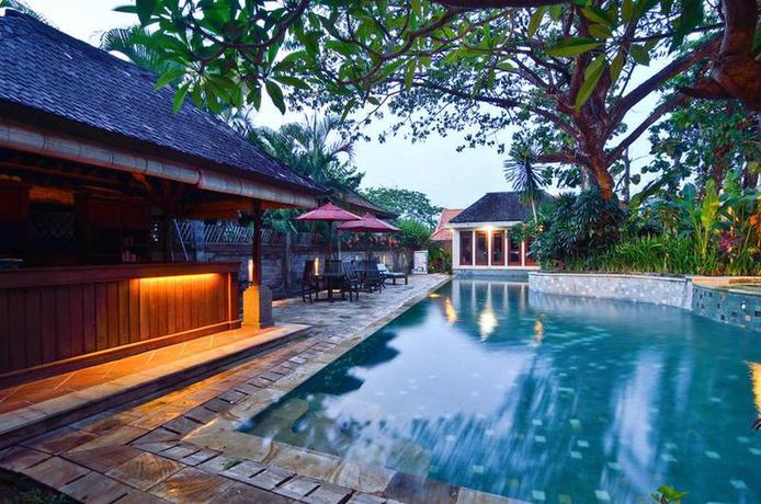 Imagen del bar/restaurante del Hotel Villa Victoria Bali. Foto 1