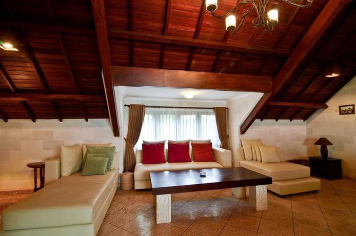 Imagen de la habitación del Hotel Villa Victoria Bali. Foto 4