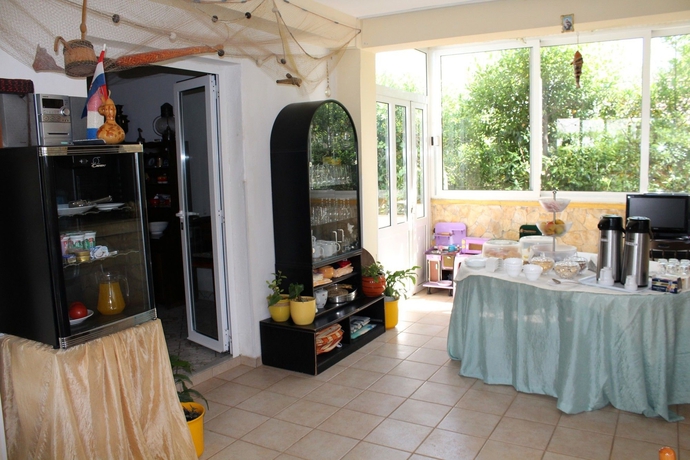 Imagen de los interiores del Hotel Villa Vilma. Foto 16