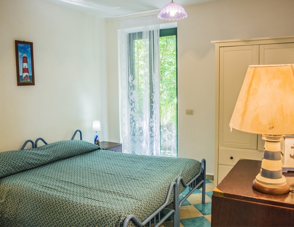 Imagen de la habitación del Hotel Villa Vincenzo Di Meglio. Foto 5