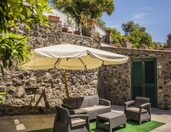 Imagen general del Hotel Villa Vincenzo Di Meglio. Foto 4