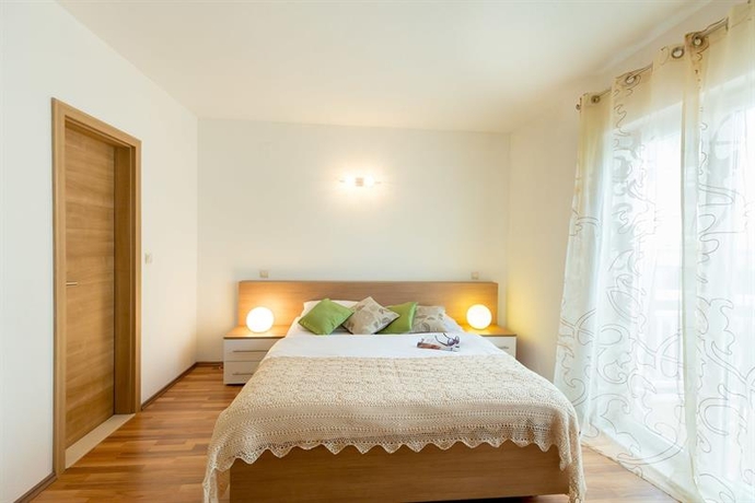 Imagen general del Hotel Villa Vinka. Foto 11