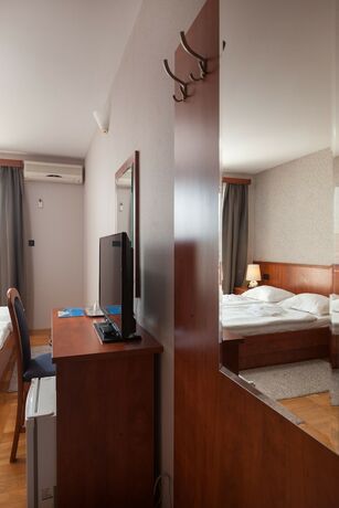 Imagen general del Hotel Villa Vinka, Tucepi. Foto 1