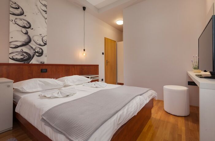 Imagen general del Hotel Villa Vinka, Tucepi. Foto 7