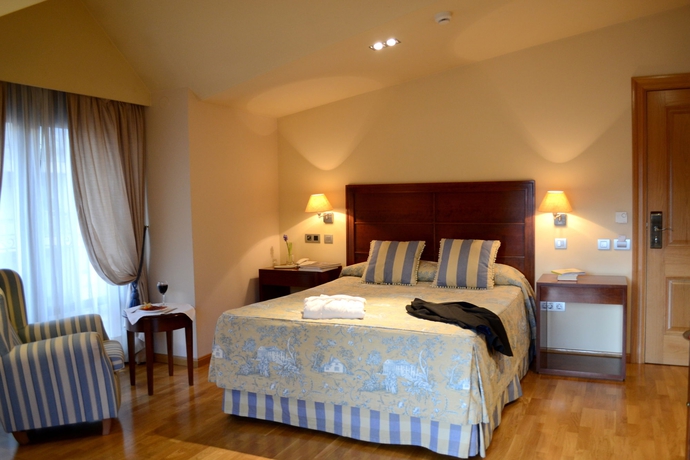 Imagen de la habitación del Hotel Villa Virginia. Foto 8