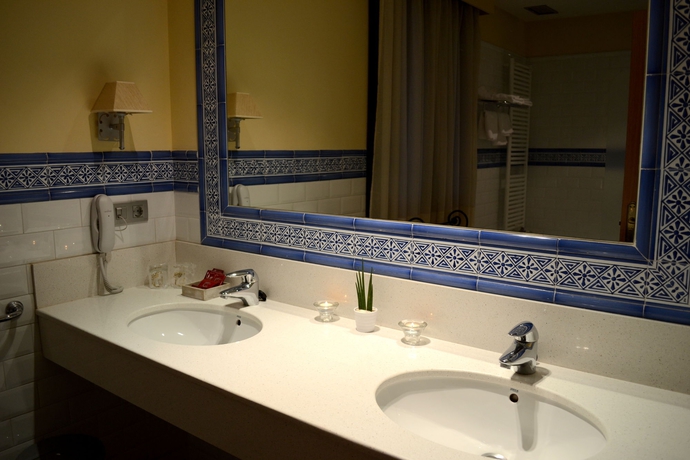 Imagen de la habitación del Hotel Villa Virginia. Foto 10