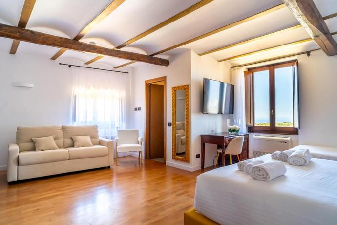 Imagen de la habitación del Hotel Villa Vittoria. Foto 5
