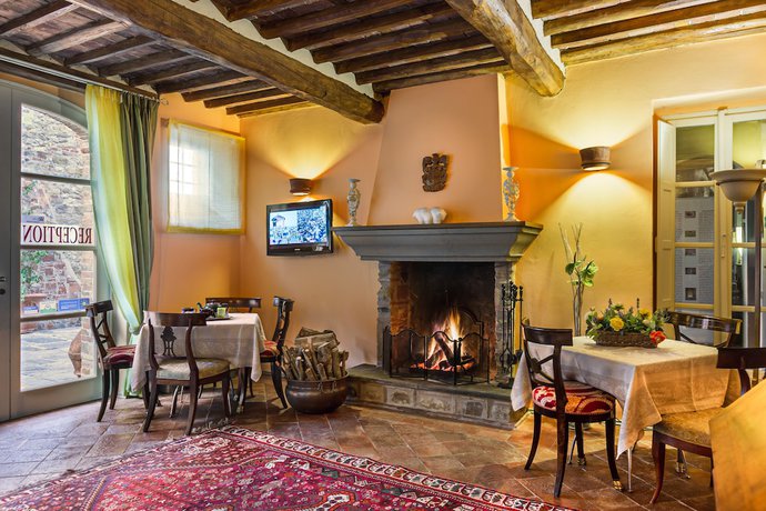 Imagen de los interiores del Hotel Villa Volpi. Foto 14