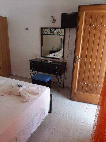 Imagen general del Hotel Villa Voula, Santorini. Foto 2